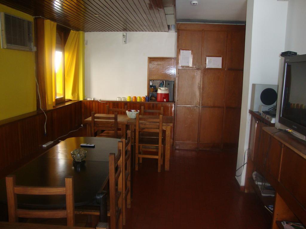 El Intercultural Hostel ลาปลาตา ภายนอก รูปภาพ
