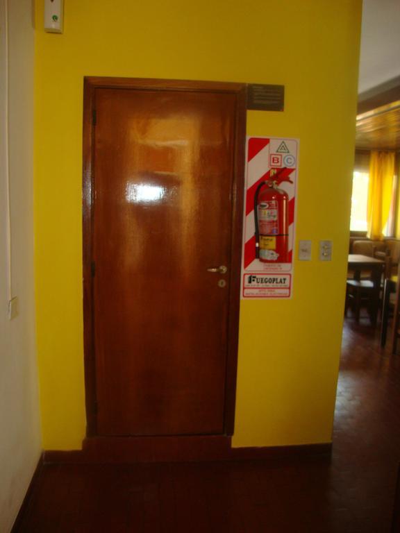 El Intercultural Hostel ลาปลาตา ภายนอก รูปภาพ